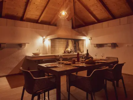 Deux maisons Dalmates avec piscine à Pučišća : photo 10