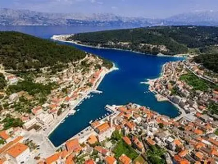 Deux maisons Dalmates avec piscine à Pučišća : photo 30