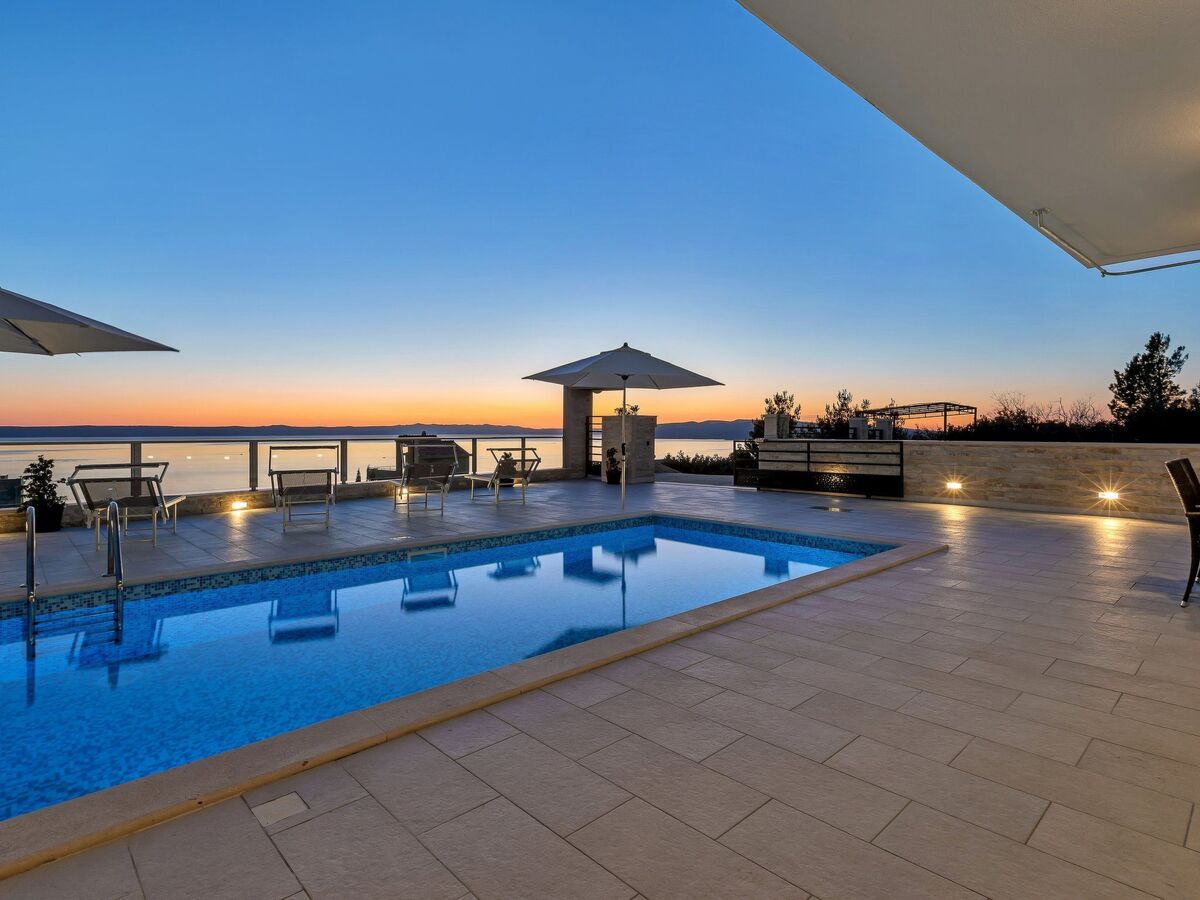 Villa Infinite à Makarska, piscine privée et vue mer - Photo 1