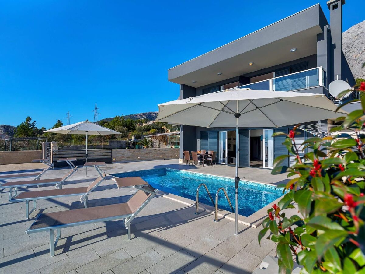 Villa Infinite à Makarska, piscine privée et vue mer - Photo 8