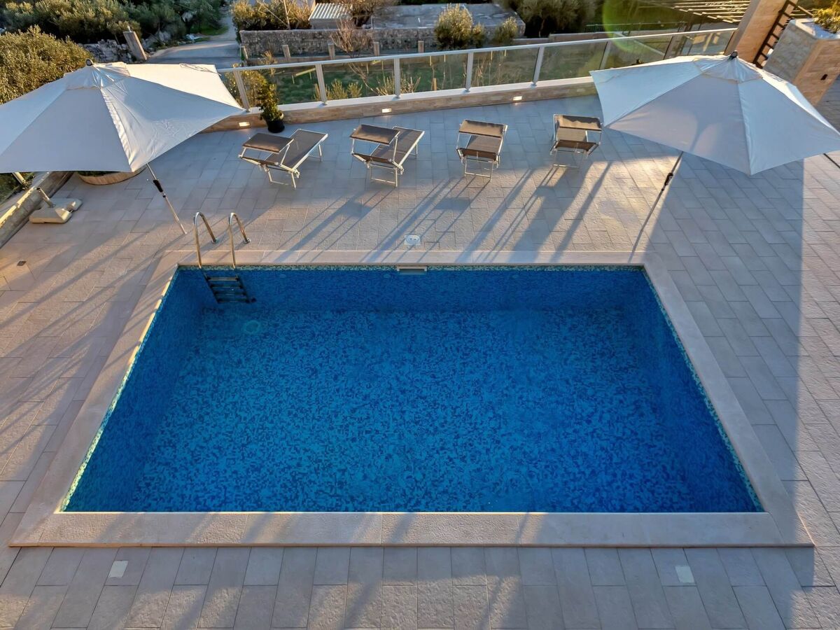 Villa Infinite à Makarska, piscine privée et vue mer - Photo 34