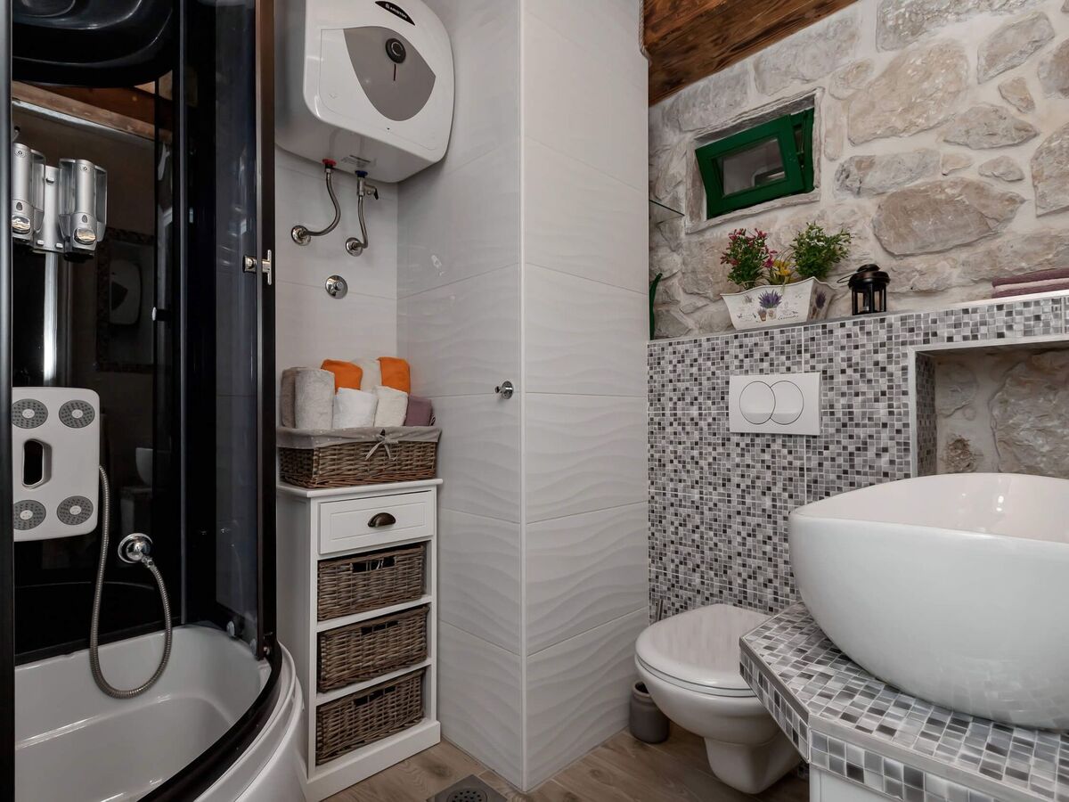 Villa Lapis - Maison avec piscine privée à Tučepi - Photo 16