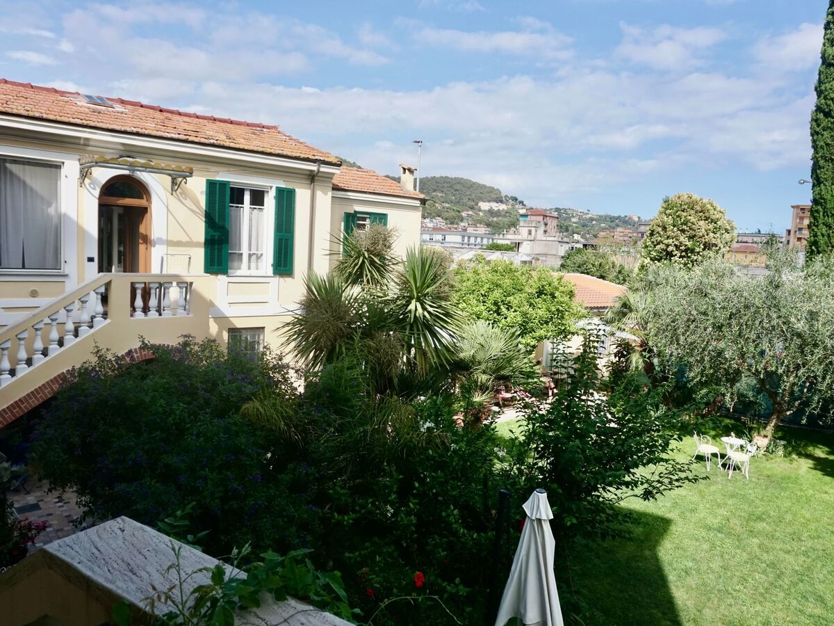 Casa Glicine à Vallecrosia, 6 personnes, jardin privé - Photo 3