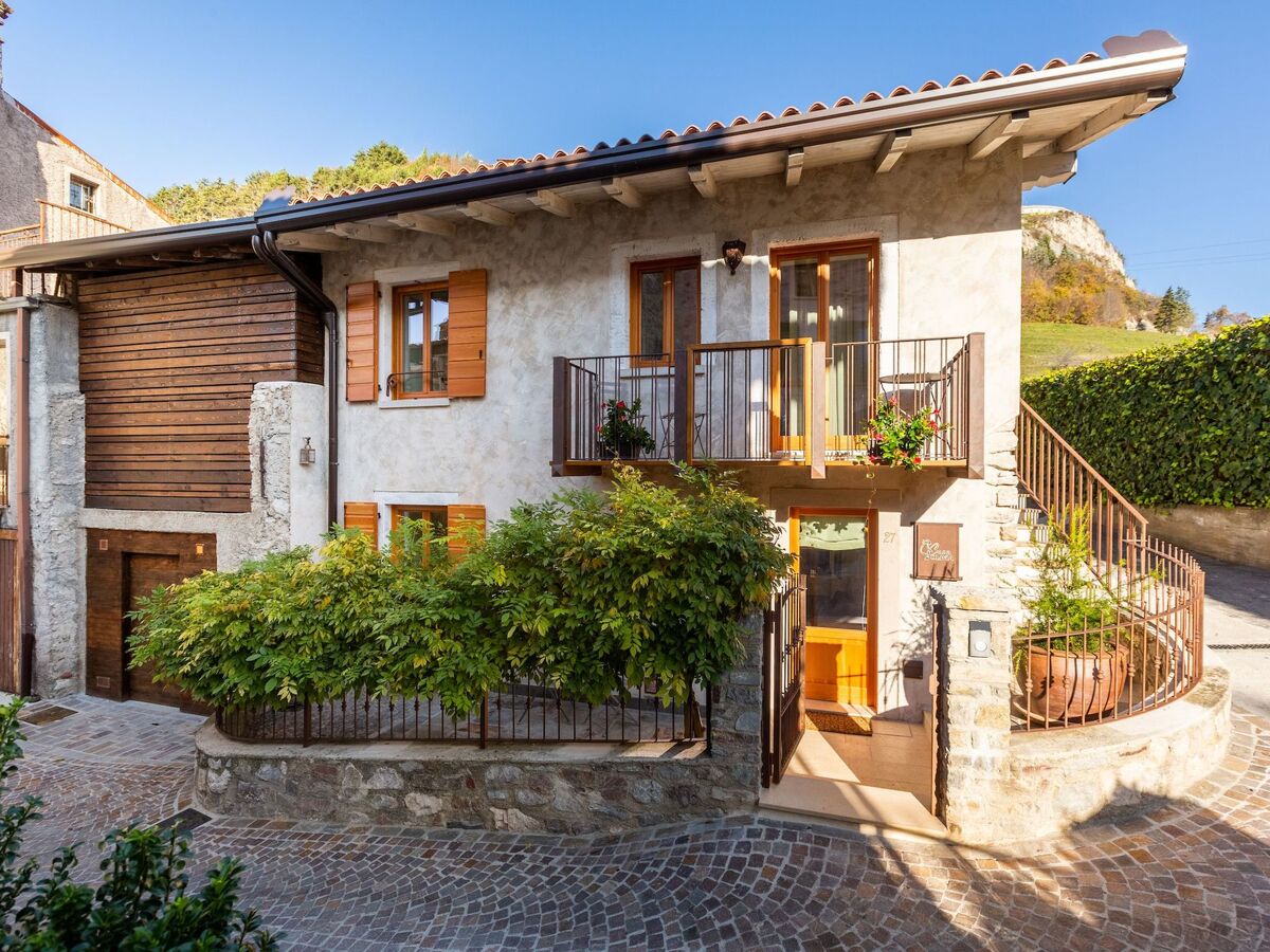 Studio Borgo Cantagallo avec jardin privé à Voltino - Photo 1
