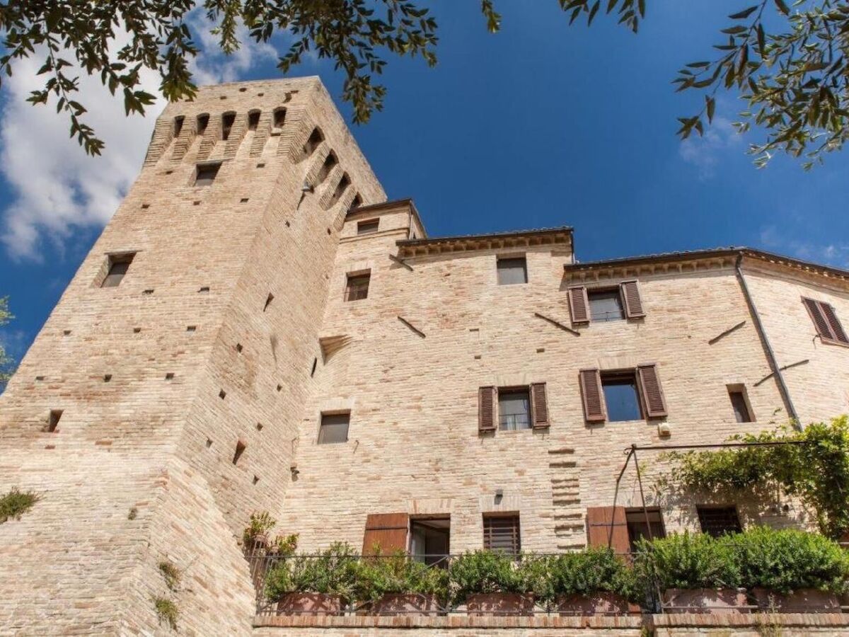 Torre da Bora, tour médiévale du 14e siècle à Magliano di Tenna - Photo 4