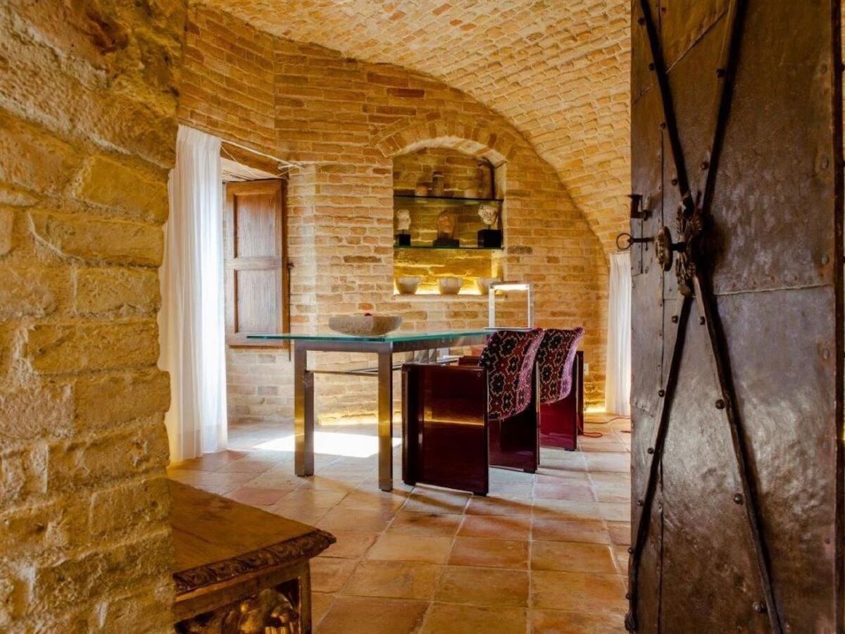 Torre da Bora, tour médiévale du 14e siècle à Magliano di Tenna - Photo 8