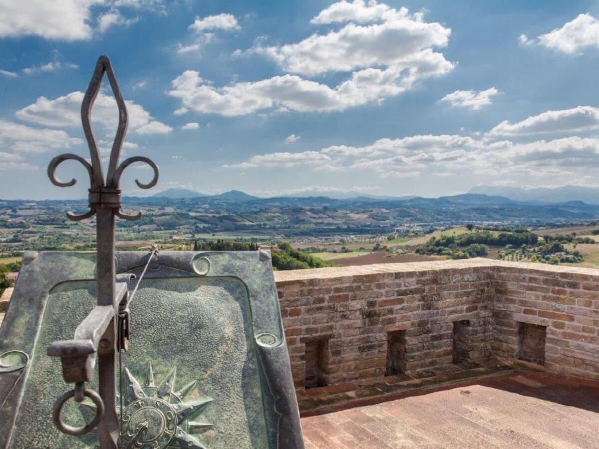 Torre da Bora, tour médiévale du 14e siècle à Magliano di Tenna - Photo 12
