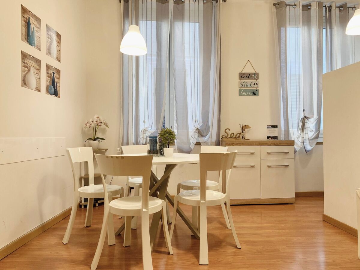 Appartement Rapallo, terrasse privée et garage inclus - Photo 8