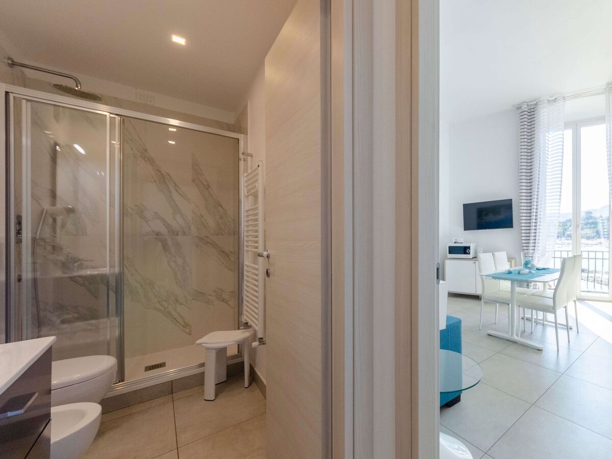 Appartement vue mer et garage privé à Rapallo - Photo 15