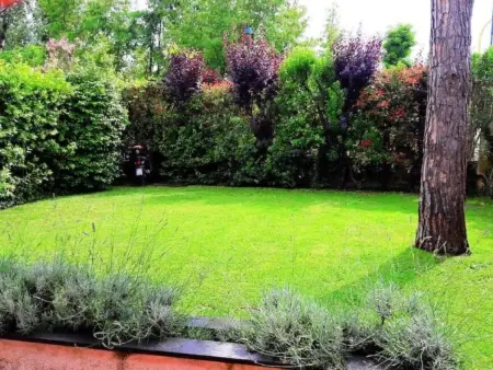 Villa Rita – Maison rénovée avec jardin à Forte dei Marmi : photo 2