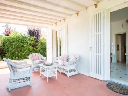 Villa Rita – Maison rénovée avec jardin à Forte dei Marmi : photo 5