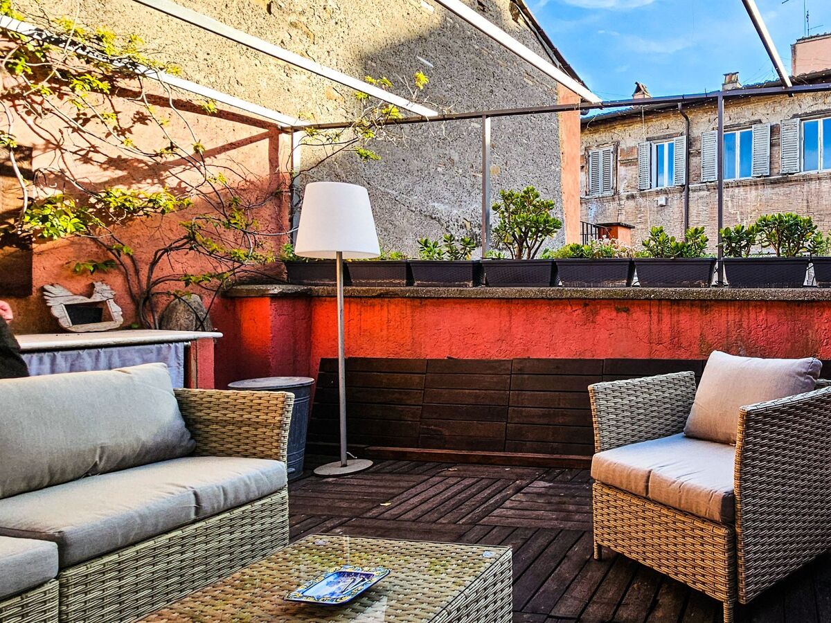 Appartement penthouse avec terrasse, centre historique Rome - Photo 4