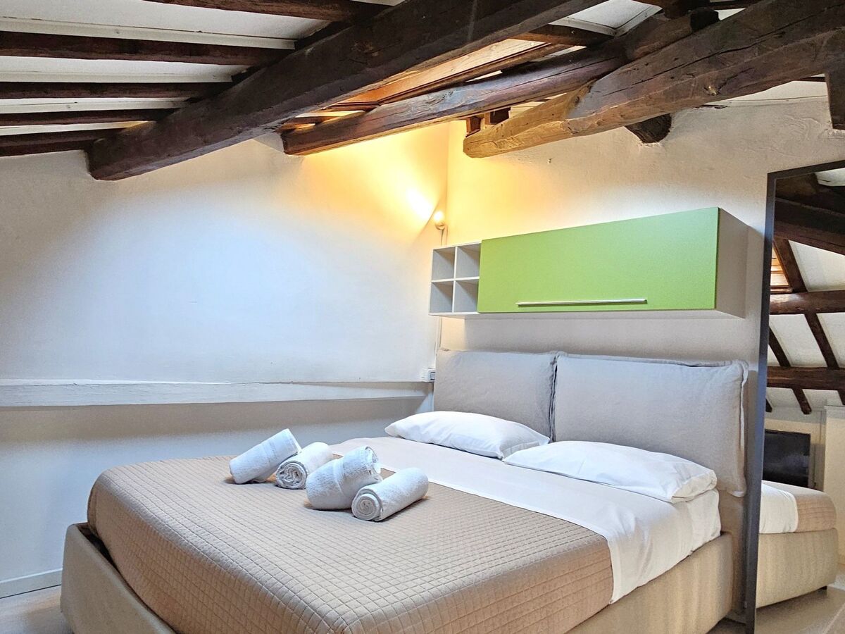 Appartement penthouse avec terrasse, centre historique Rome - Photo 23
