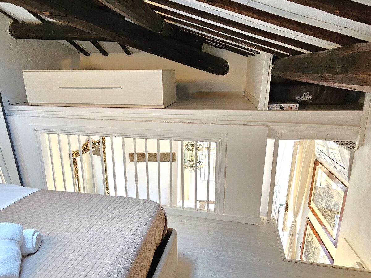 Appartement penthouse avec terrasse, centre historique Rome - Photo 26