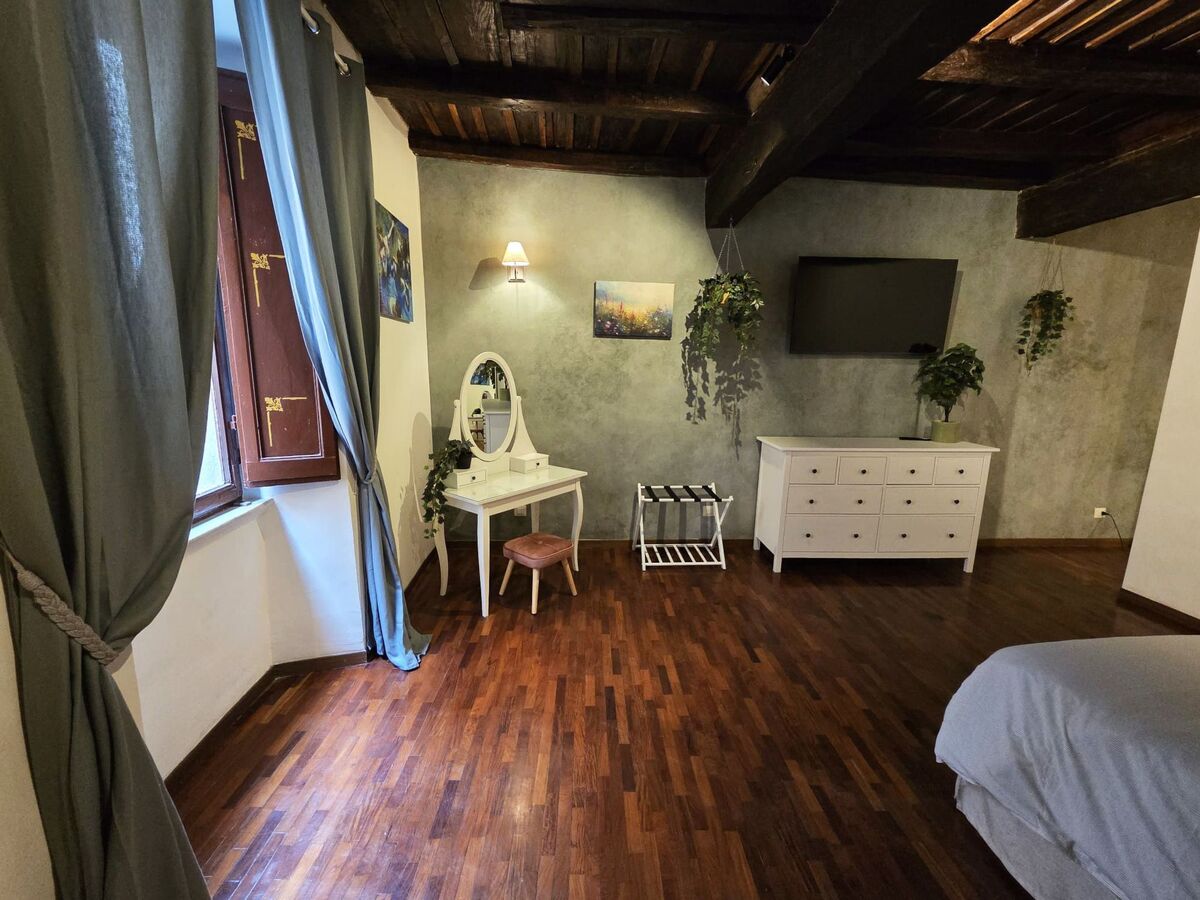 Appartement Vicolo del Borgo, cœur historique de Viterbe - Photo 7