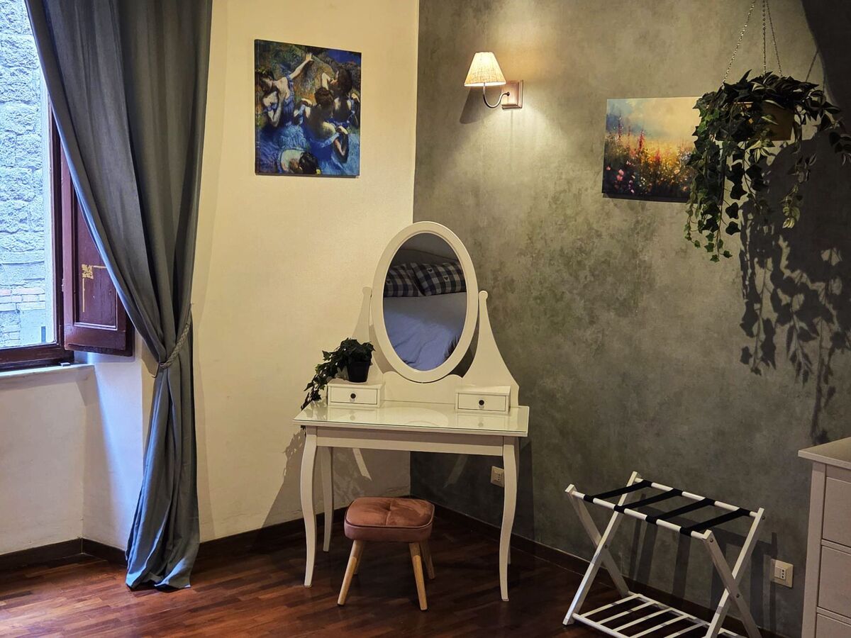 Appartement Vicolo del Borgo, cœur historique de Viterbe - Photo 23