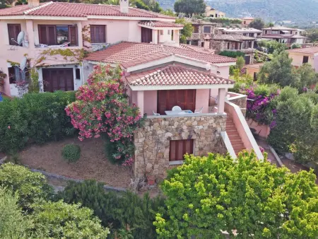 Location appartement à Agrustos, ST4 Citai Haus mit Meerblick