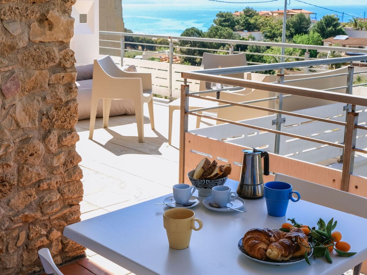 Appartement Giallo, piscine à débordement et vue mer - Photo 24