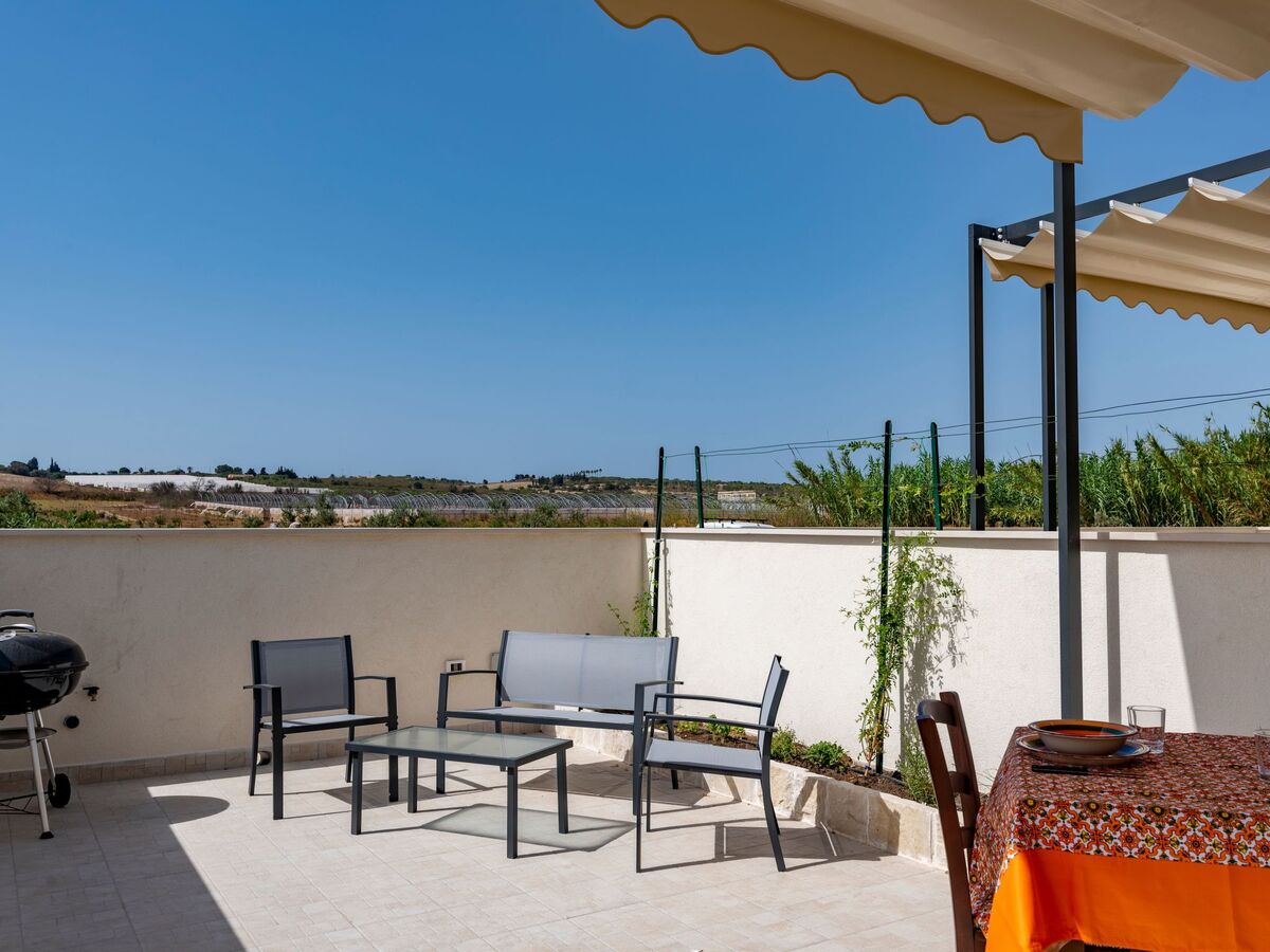 Appartement à Noto, véranda 30m² et piscine - Photo 17