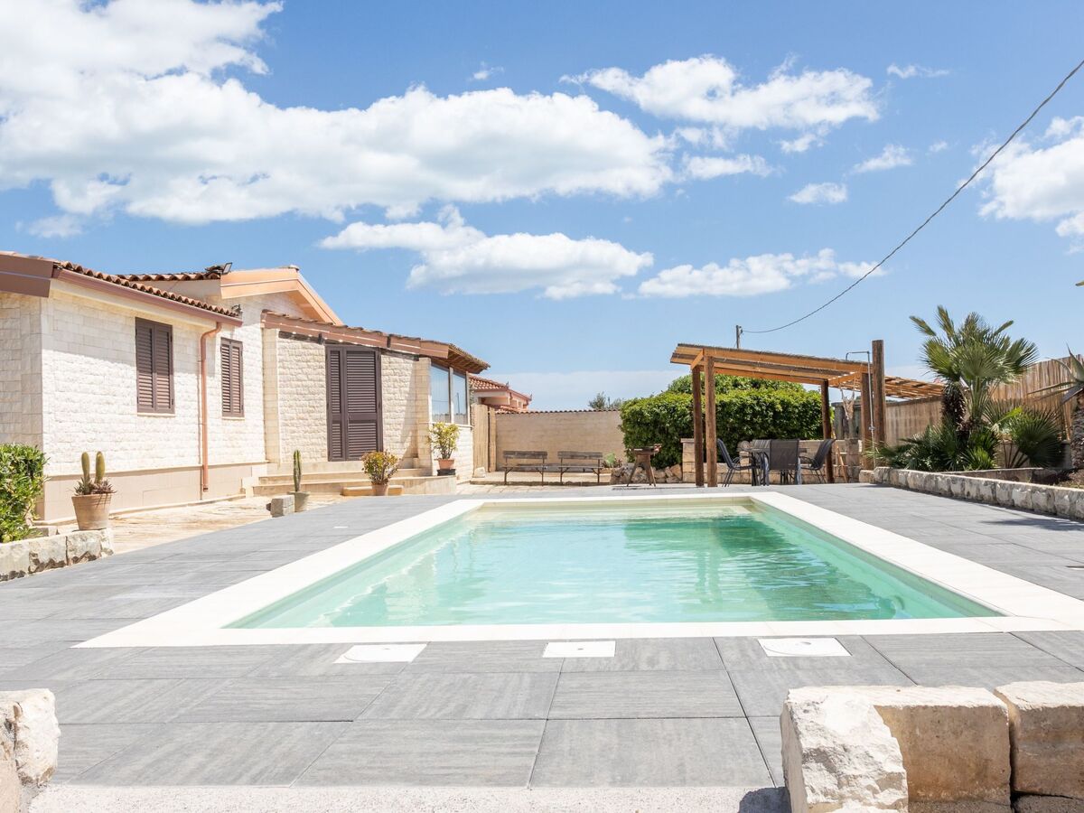 Villa Scrusciu Ri Mari, piscine privée à Noto - Photo 1