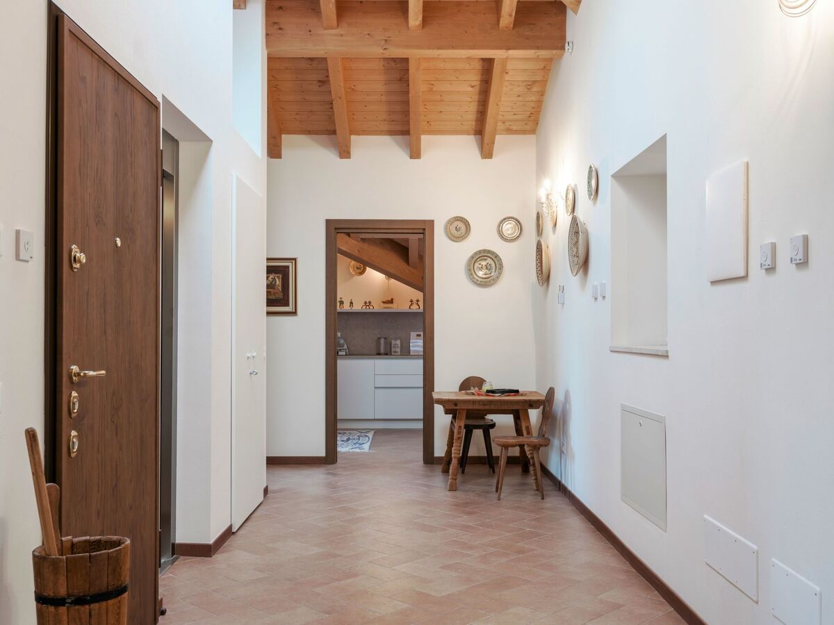 Penthouse in farmhouse - 6 guests, 2 terraces - Photo 3