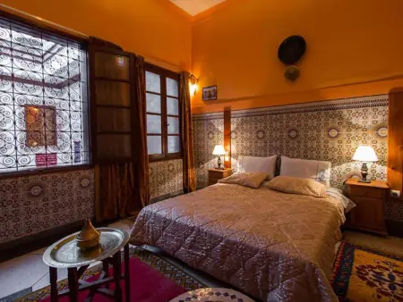 Chambre d'hôte Chaimae à Fès, Wi-Fi et terrasse, bâtiment historique