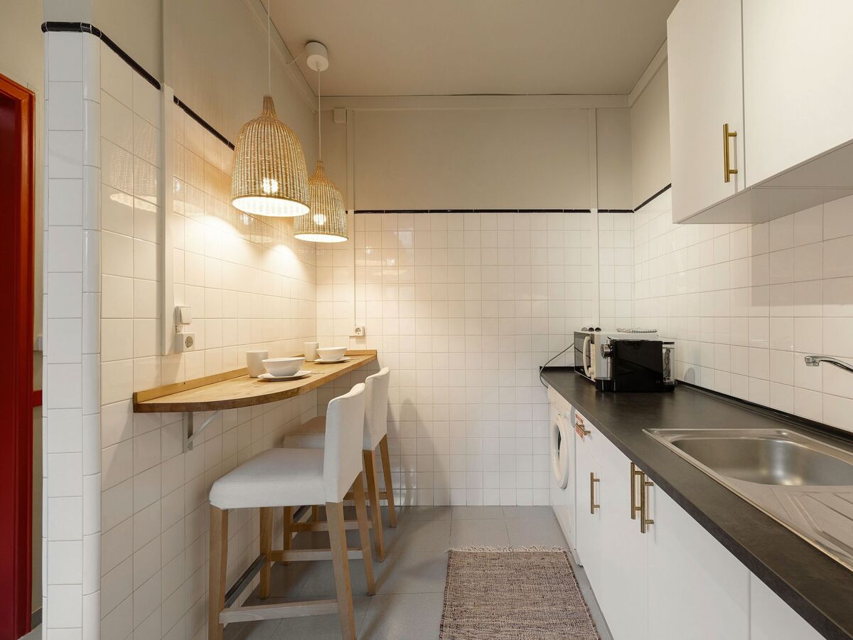 Appartement avec balcony, cœur historique de Lisbonne - Photo 6