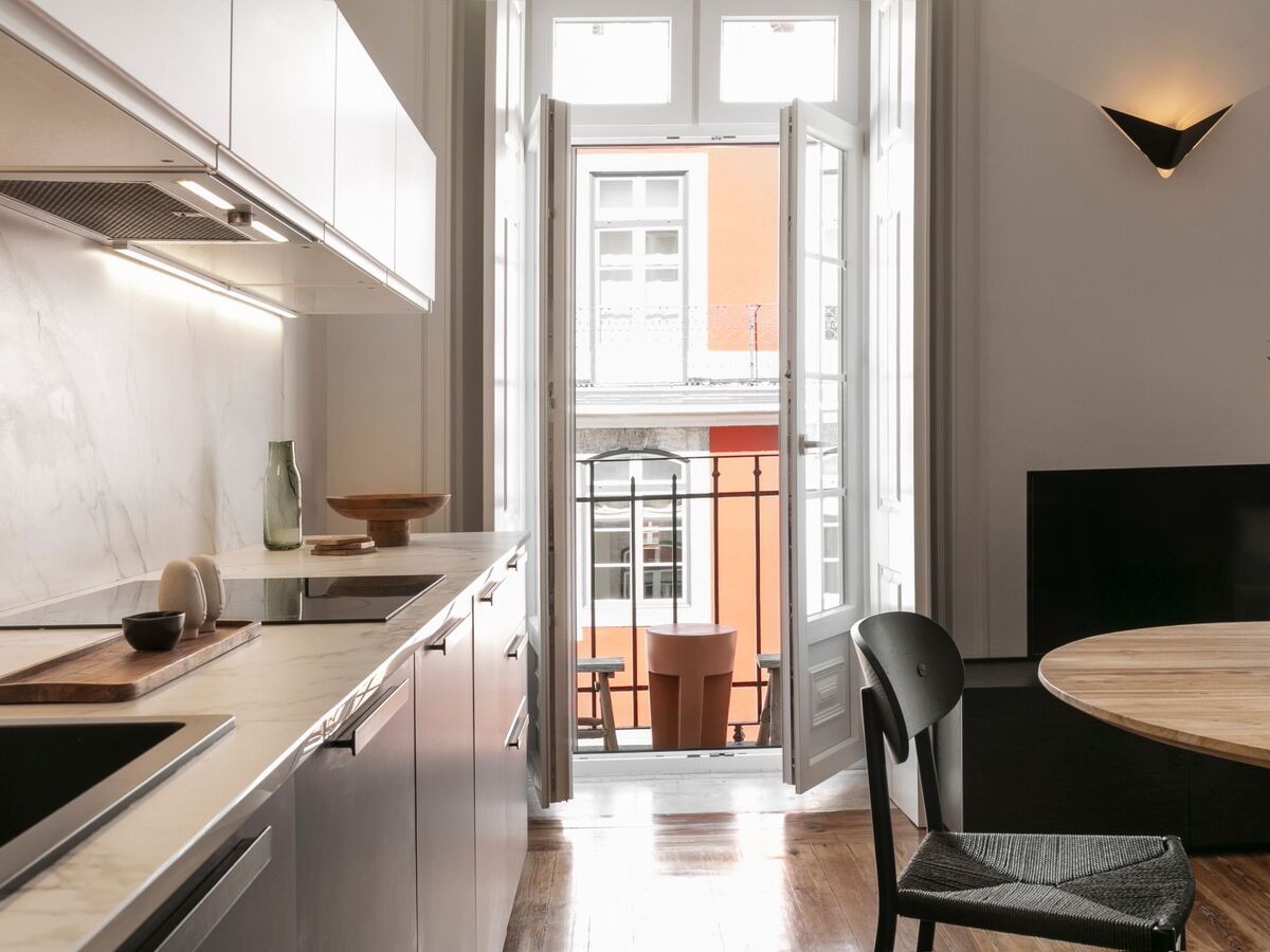 The Love Box – Design contemporain, balcon Baixa - Photo 12