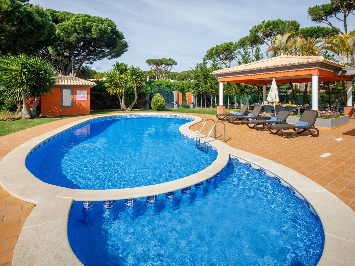 Maison Zunge 3 – 5 chambres, piscine chauffée à Albufeira - Photo 1
