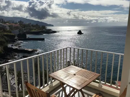 Location appartement à Madeira Funchal, mit Blick auf das Wasser
