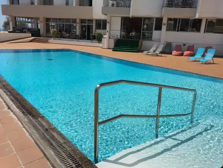 Appartement vue mer à Funchal, piscine et plage à 100 m : photo 16