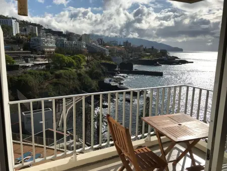 Appartement vue mer à Funchal, piscine et plage à 100 m : photo 26