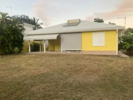 Location maison à Le Diamant, Maison familiale à Le Diamant, 75 m², Jardin