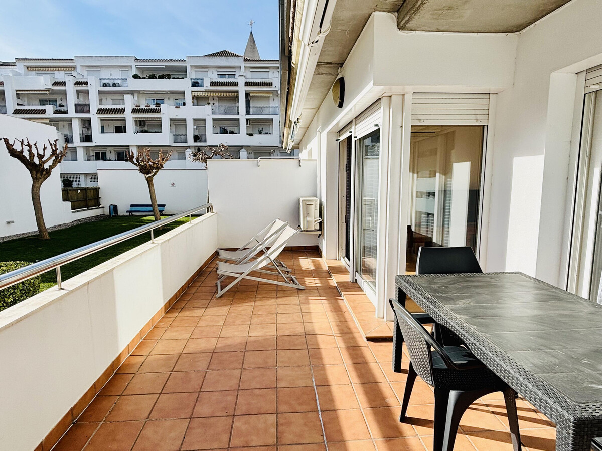 Appartement 4 pers. avec terrasse et accès piscine à Roses - Photo 4