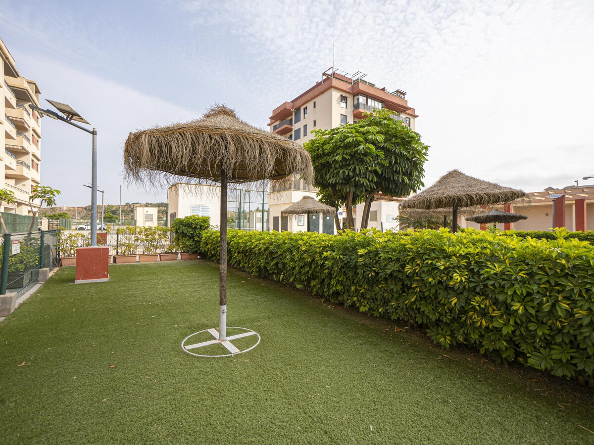 Appartement 2 ch avec piscine à 300 m de la plage - Photo 8