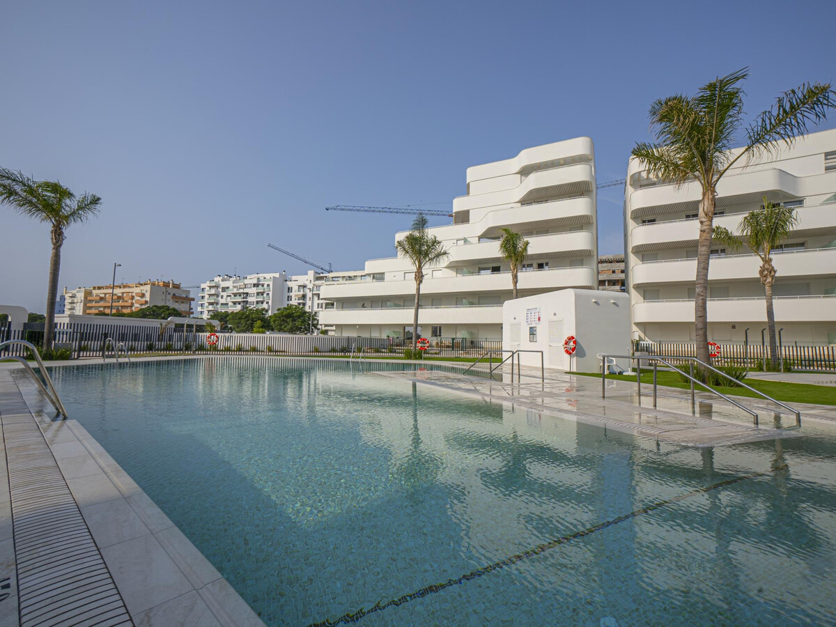 Maison 2 chambres piscine eau salée à Málaga - Photo 1