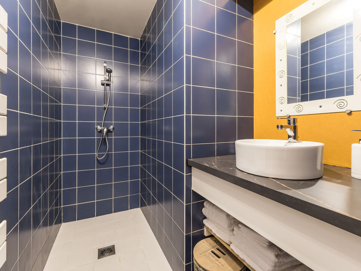 Gîte en longère rénovée avec piscine et Voie Verte - Photo 9
