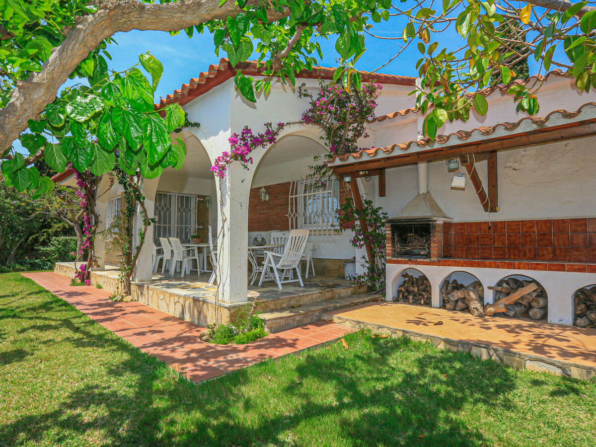 Maison Austral, 3 chambres avec grand jardin à 350m de plage - Photo 2