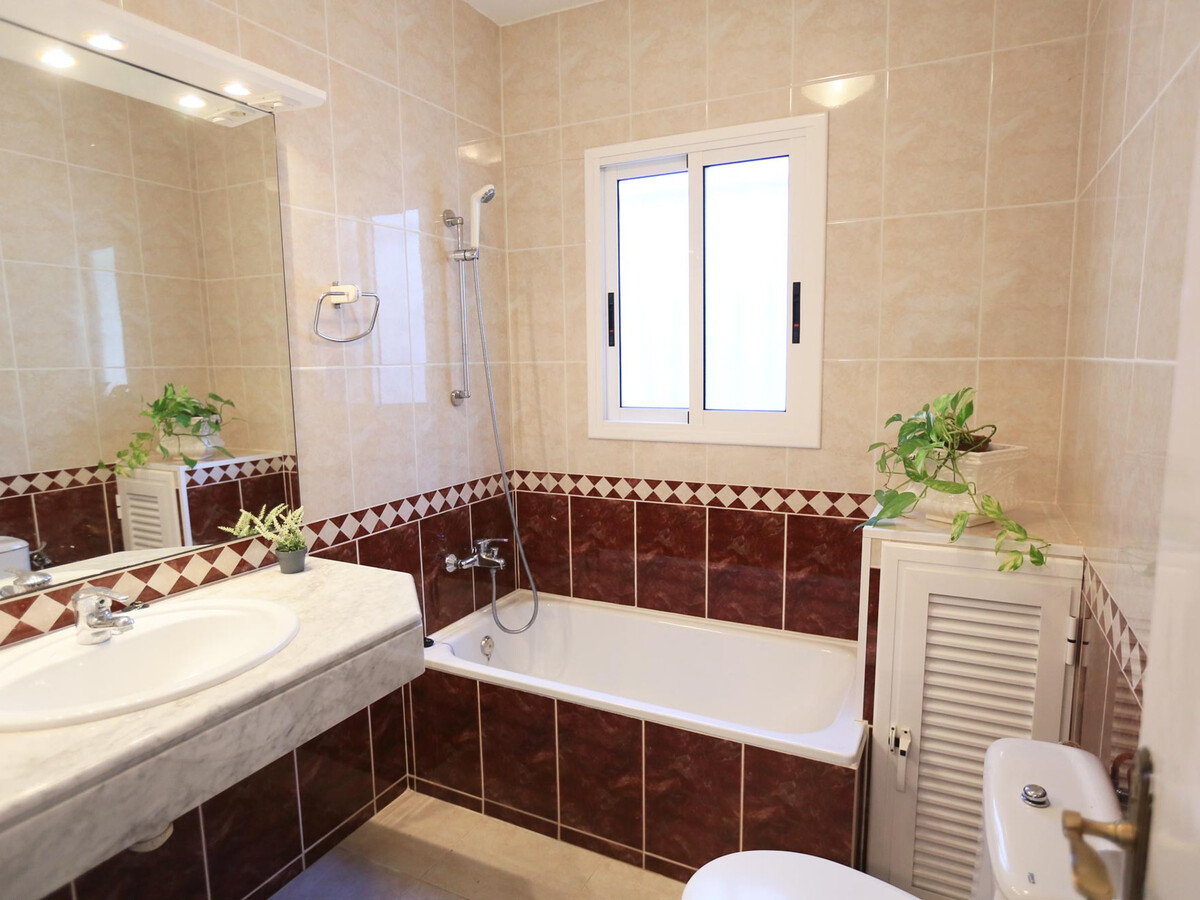 Maison Austral, 3 chambres avec grand jardin à 350m de plage - Photo 23
