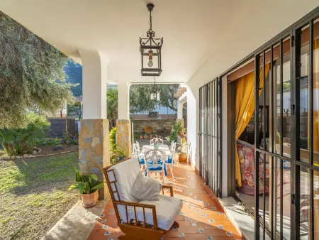 Maison spacieuse avec terrasse et jardin privé pour 6 personnes à Alhaurín de la Torre - Photo 4