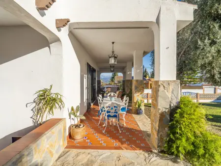 Maison spacieuse avec terrasse et jardin privé pour 6 personnes à Alhaurín de la Torre - Photo 6