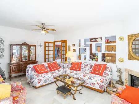 Maison spacieuse avec terrasse et jardin privé pour 6 personnes à Alhaurín de la Torre - Photo 11