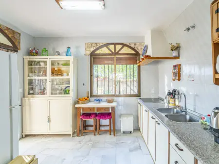 Maison spacieuse avec terrasse et jardin privé pour 6 personnes à Alhaurín de la Torre - Photo 15