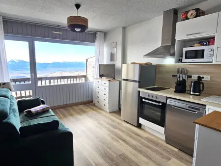 Location appartement à Font Romeu Odeillo Via, Studio Cabine 2 Pers - Confort avec Parking à Font-Romeu