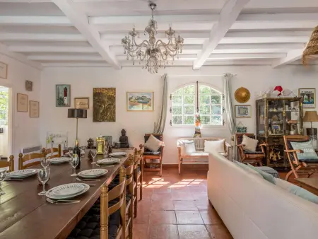 Villa 150 m² piscine chauffée à 2,5 km des plages : photo 6