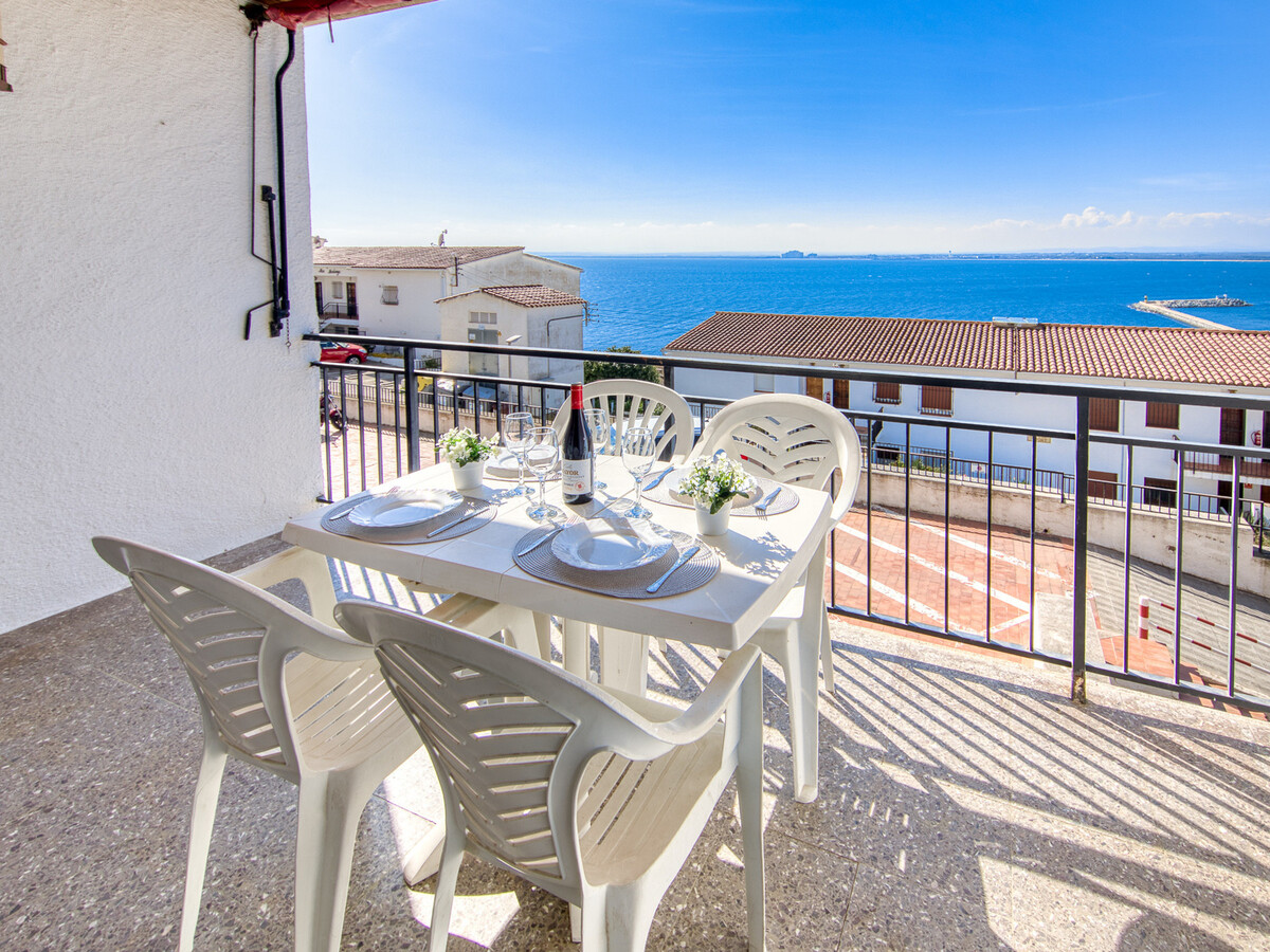 Appartement 42 m² Roses, terrasse vue mer et parking privé - Photo 2