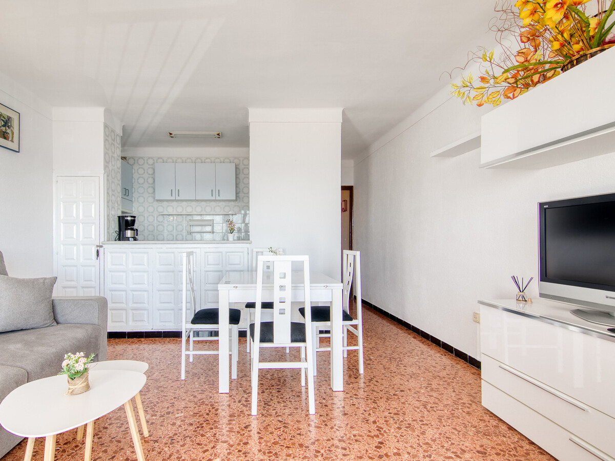 Appartement 42 m² Roses, terrasse vue mer et parking privé - Photo 7