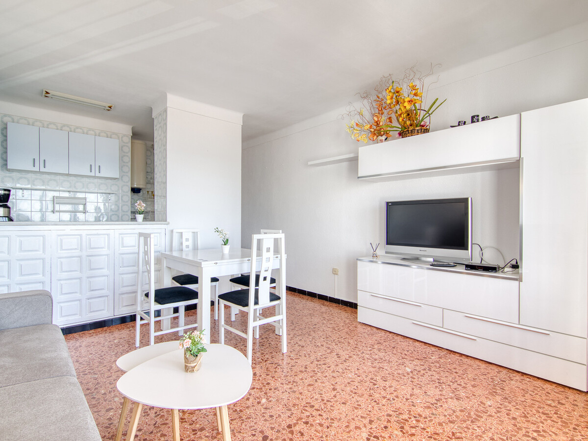 Appartement 42 m² Roses, terrasse vue mer et parking privé - Photo 8