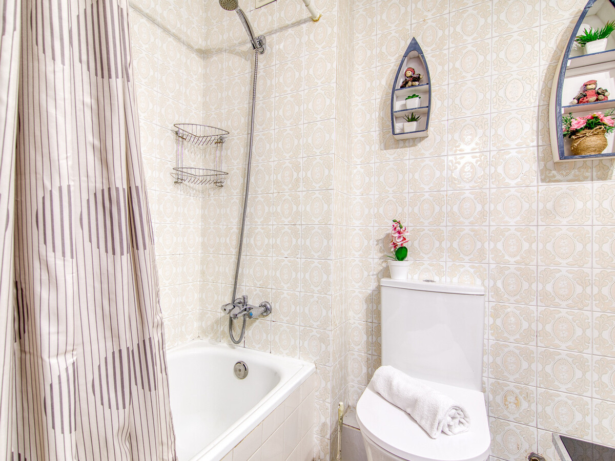 Appartement 42 m² Roses, terrasse vue mer et parking privé - Photo 18