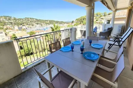 Location appartement à ST MANDRIER SUR MER, Appartement à Bandol avec vue panoramique sur la mer